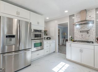 1069 Bramwell Ln, Stone Mountain, GA 30083