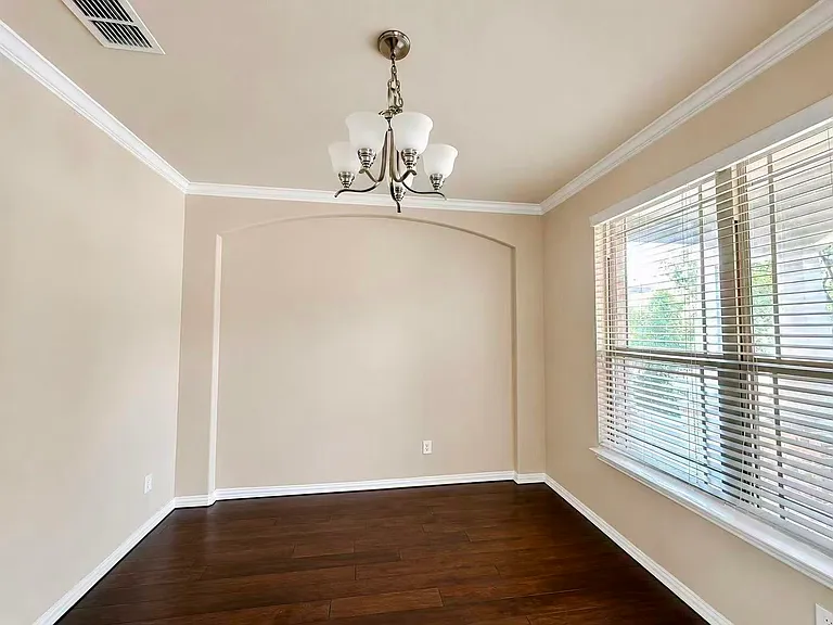 2316 Grant Park Way — Photo 5