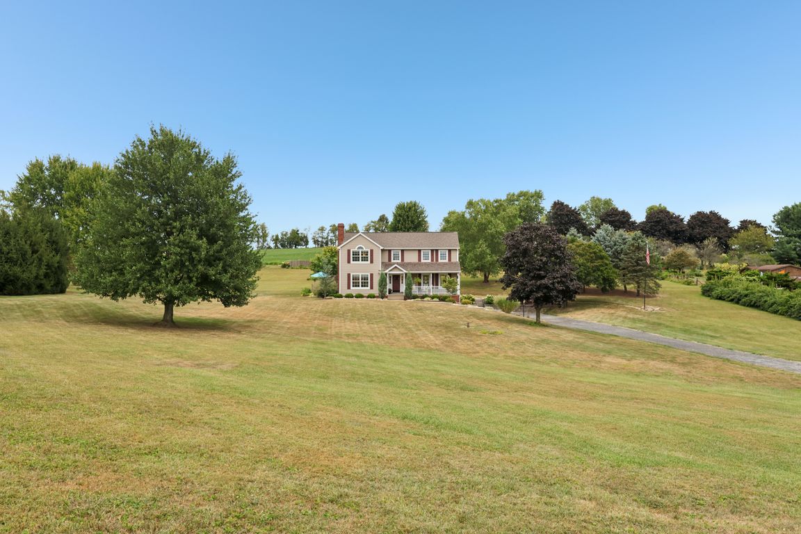 American School Rd-S2908-001.jpg