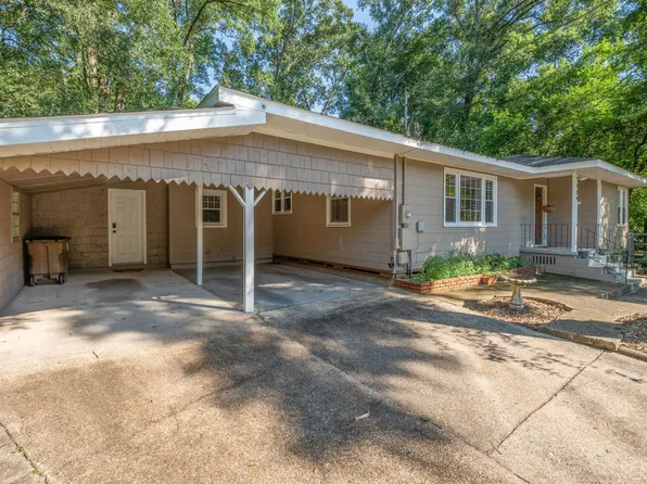 104 Hilltop Dr E, Mobile, AL 36608