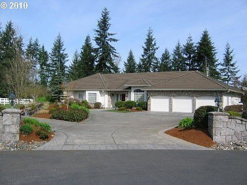 1st image of 25721 NE 74th Ct