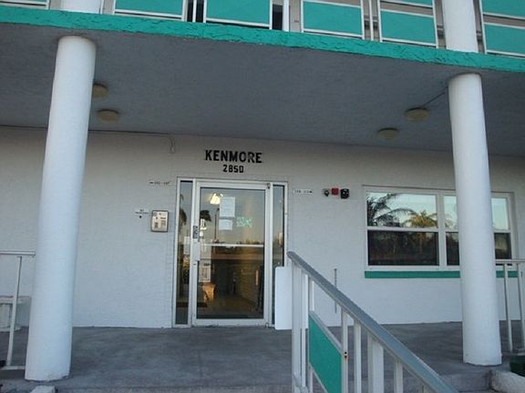 2nd image of 2850 59th St S APT 508