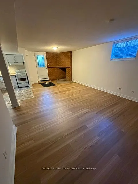 2 bed, $2,000 — Photo 2