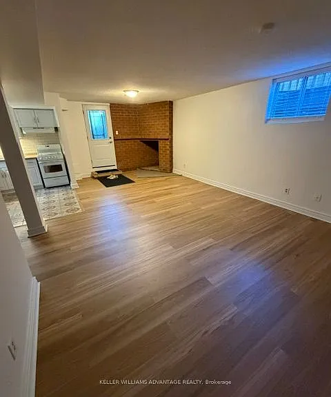 20 Bush Dr #LOWER — Photo 2