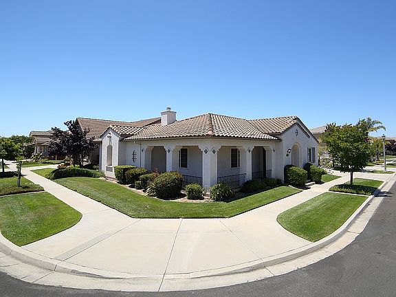 4th image of 2609 Calderon Dr