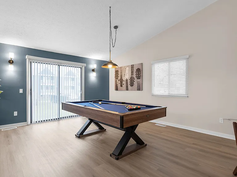 Hyde Park Townhomes — Photo 22