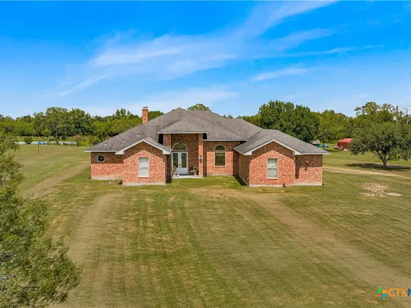 510 Chaparral Dr, Victoria, TX 77905