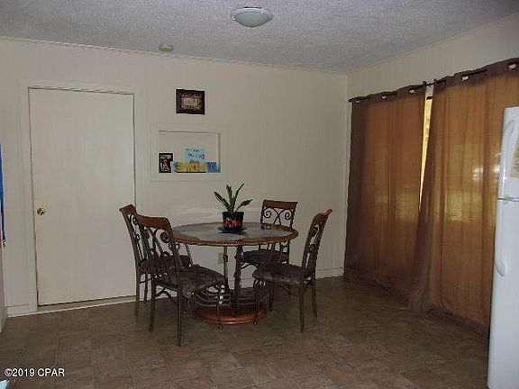 3rd image of 2325 Sweetgum Dr