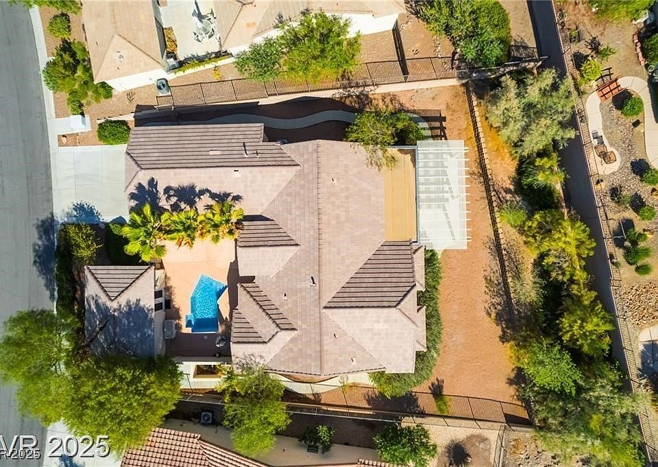1st image of 3029 Brownbirds Nest Dr