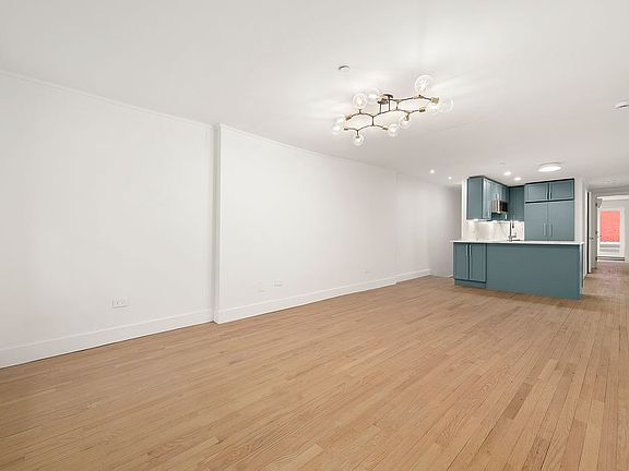 4th image of 41 Putnam Ave #A