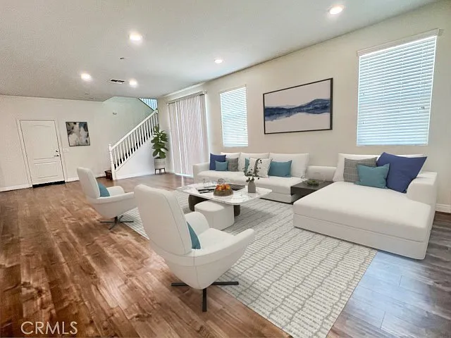 6105 Rosewood Way