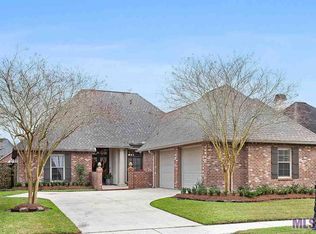 8529 Foxfield Dr, Baton Rouge, LA 70809