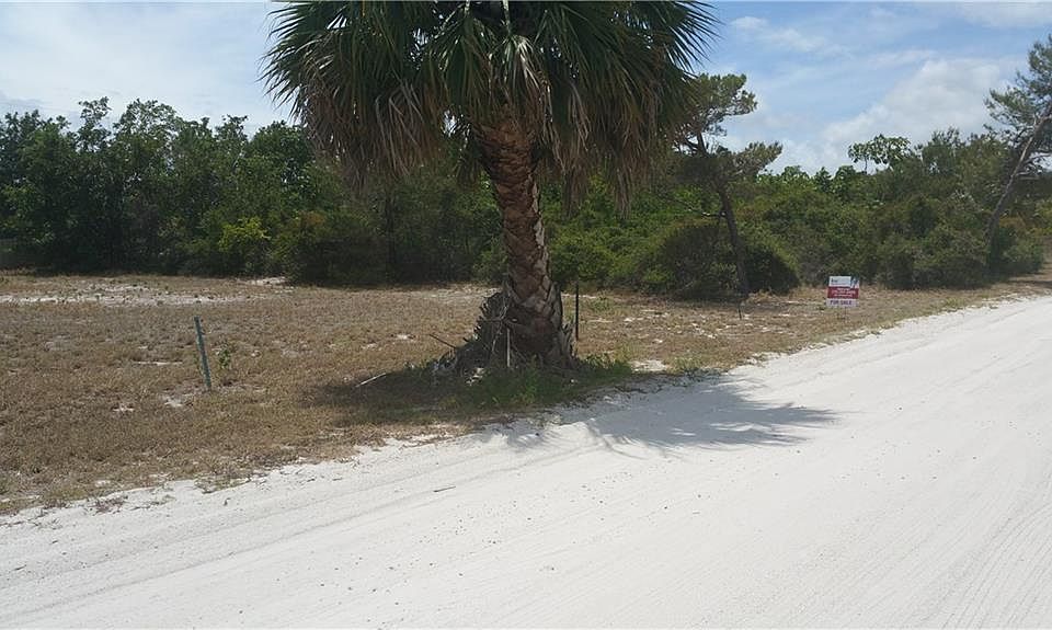 1st image of LOT 24 SE Hilltop Ter