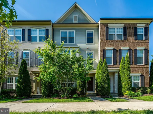 8932 Dahlgren Ridge Rd, Manassas, VA 20111