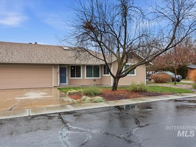 880 N Bell Ln, Boise, ID, 83703