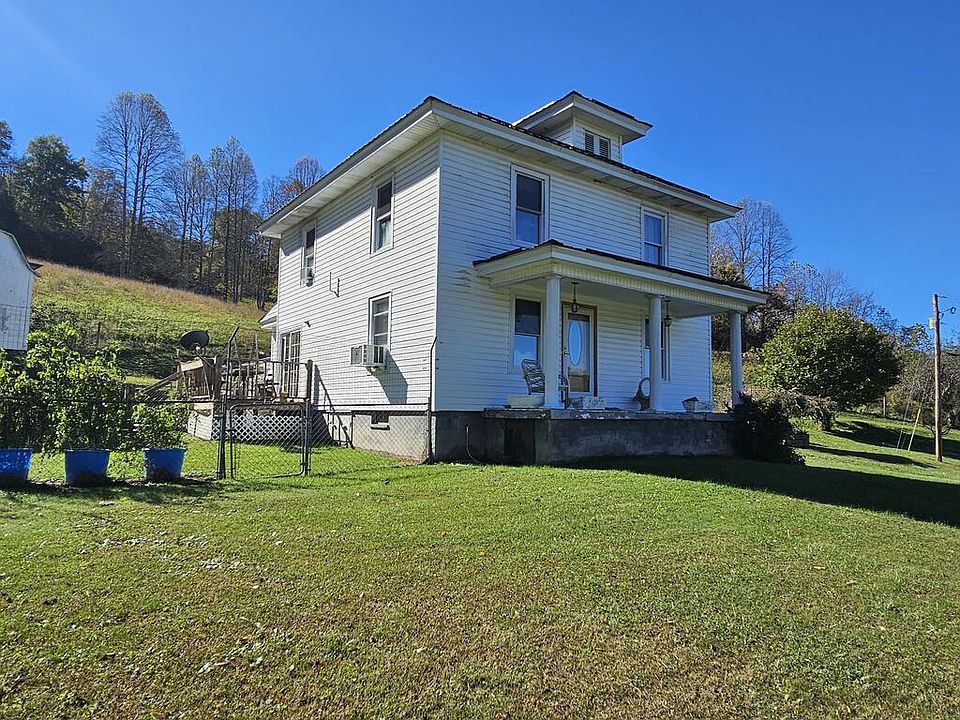 1st image of 204 Pennington Rd