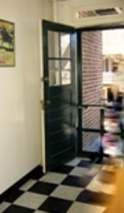 5th image of 2621 Stuart Ave APT 24