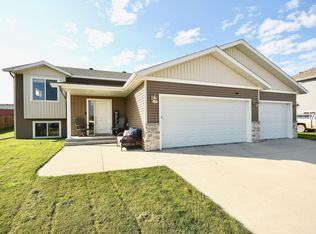 2307 Nature Ln, Hawley, MN 56549