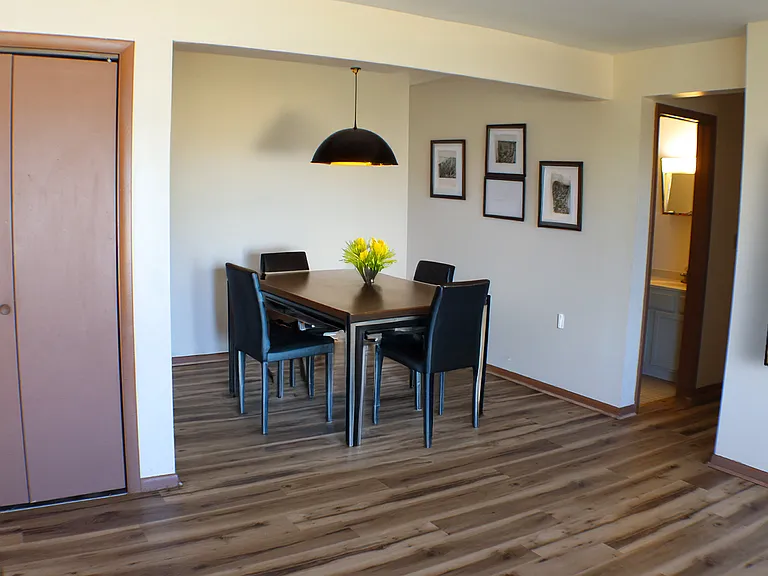 Swan Landing Apartments — Photo 5