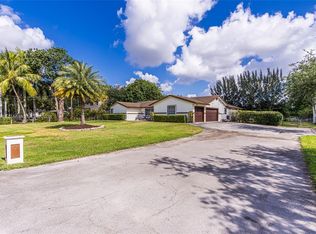 15051 SW 27th St, Davie, FL 33331