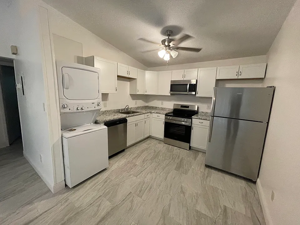 6832 Tiki Ln #1