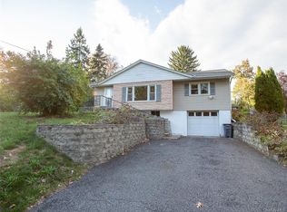 642 Blooming Grove Tpke, New Windsor, NY 12553