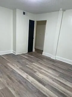 1 bed, 1.0 bath, 208 sqft, $495 — Photo 3