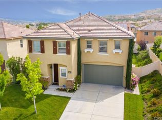 27090 Mountain Willow Ln, Canyon Country, CA 91387