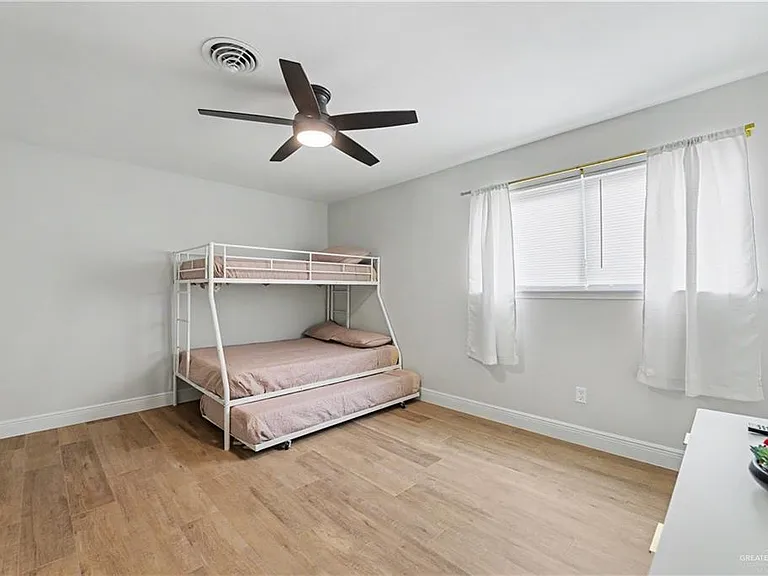 1313 Z Ave #Y — Photo 13