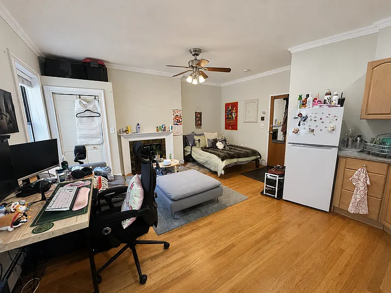 57 Gainsborough St #4 — Photo 2