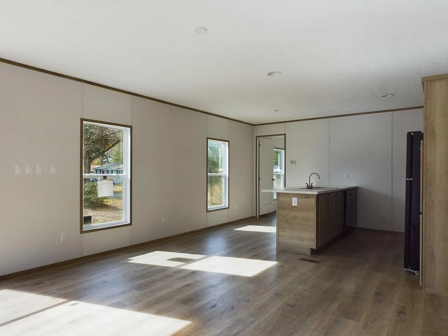 2 bed, 2.0 bath, 850 sqft, $1,500 — Photo 3