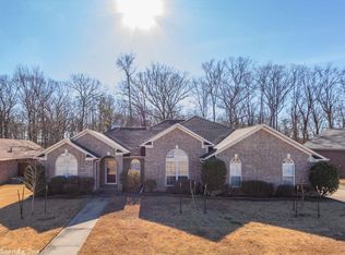 201 Monticello Dr W, Bryant, AR 72022