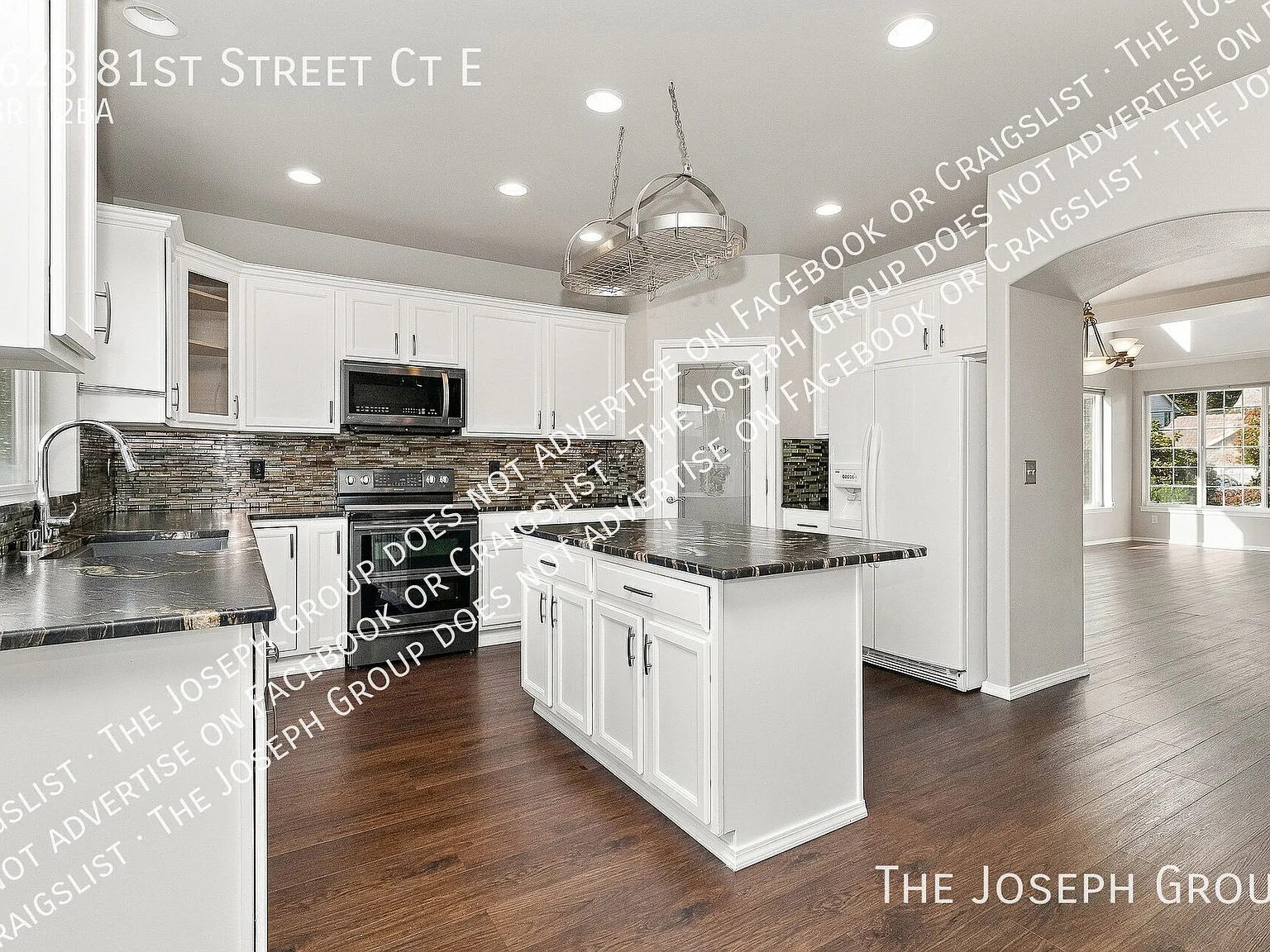 Lovely 4-Bedroom in Puyallup! — Photo 3