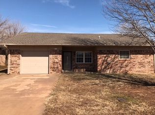 618 Lisa Ln, Waukomis, OK 73773