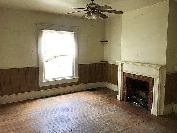 4th image of 236 Central Ave