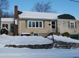 70 Woodcrest Dr, Wakefield, MA 01880