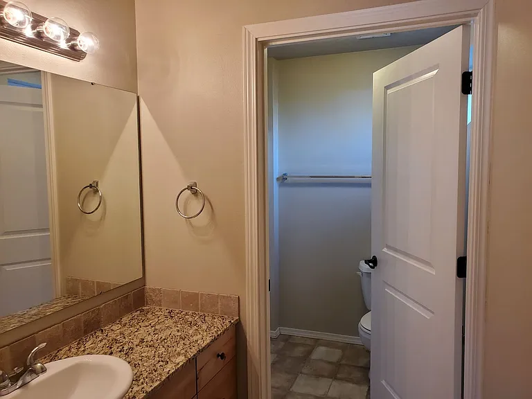 1535 W Alexandra Ln — Photo 14