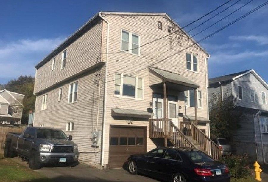2nd image of 80 Feeley St