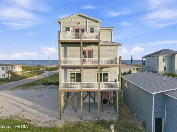 3200 Gray Street, North Topsail Beach, NC 28460