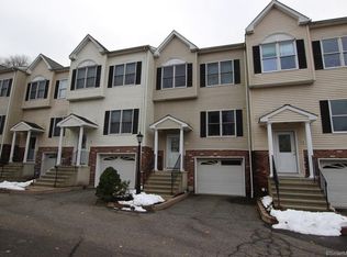 17 E Hayestown Rd APT 3, Danbury, CT 06811