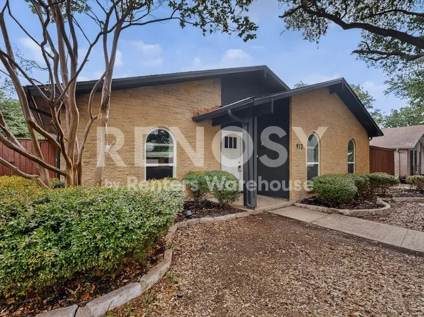 913 Overdowns Dr, Plano, TX 75023