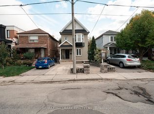 9 Savoy Ave, Toronto, ON M4C 2X4