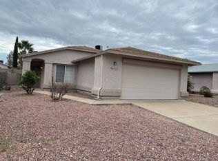 9042 E Weyburn Dr, Tucson, AZ 85730