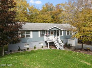 168 Tanglwood Dr, Greentown, PA 18426