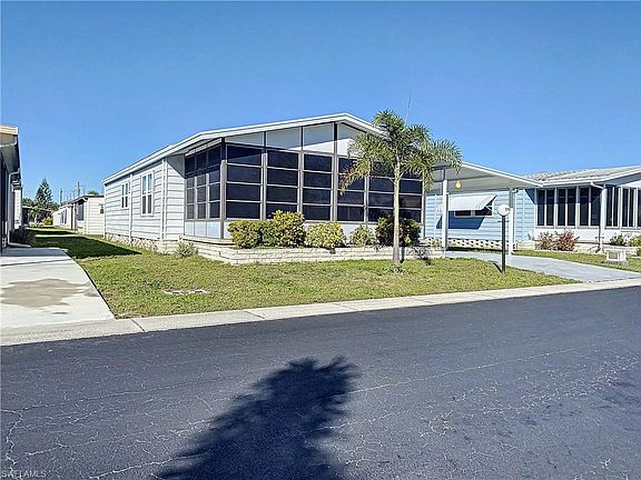 3rd image of 592 Sunshine Ln