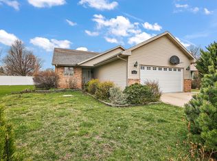 424 Mohawk Dr, Bourbonnais, IL 60914