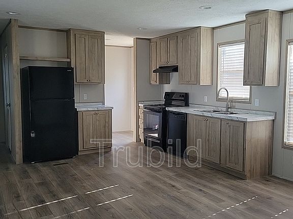 3rd image of 110 Loucada Ct