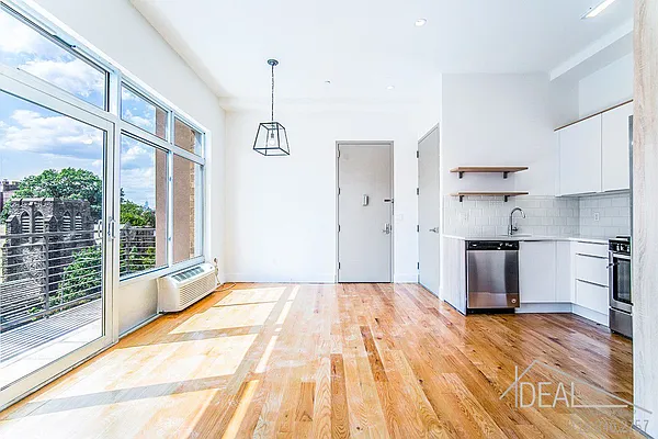 Rented by Ideal Properties Group | media 2