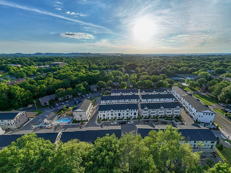 780 Townhomes — Photo 8