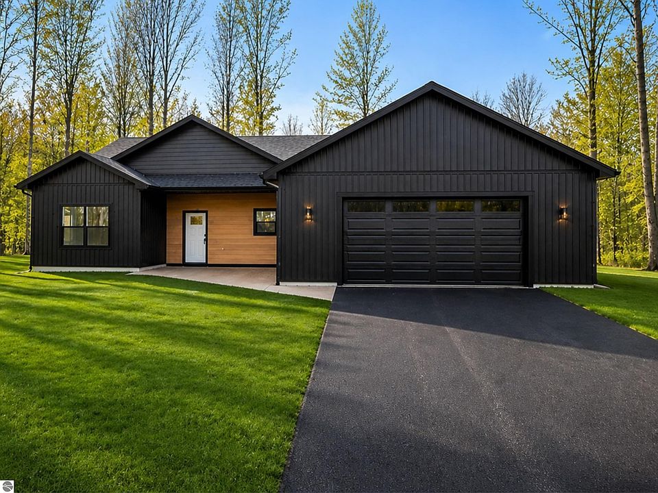 1st image of 2750 Crimson King Dr